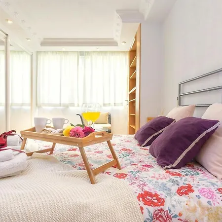-malagasunapts- West Seafood & Relax Málaga